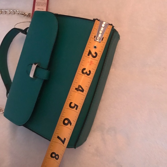 Shoulder bag with gold color chain new with tags - Picture 6 of 8